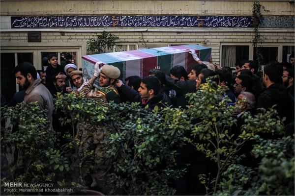 مراسم تشییع و تدفین پیکر دو شهید گمنام در مدرسه علمیه مروی 12