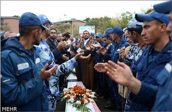 مراسم معنوی دعای ندبه در جوار شهدای نیروی هوایی ارتش