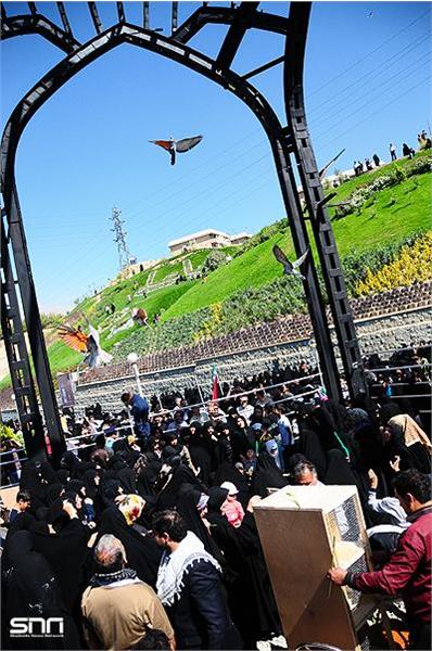 تشییع و خاکسپاری شهدای گمنام بوستان نهج البلاغه تهران-12/7/89