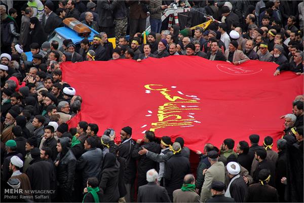 تشییع پیکر یازده شهید دفاع مقدس در مشهد 19