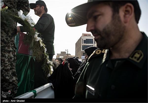 تشییع شهدای گمنام در خمین 15