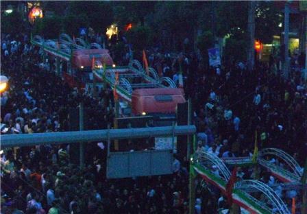 استقبال مردم اراک از کاروان شهدای گمنام