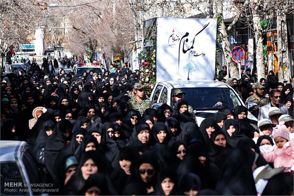 مراسم تشییع و خاکسپاری دو شهید گمنام در محلات 4