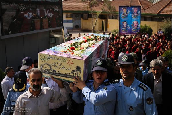 مراسم تشییع پیکر دو شهید گمنام در شهرک آسمان 16