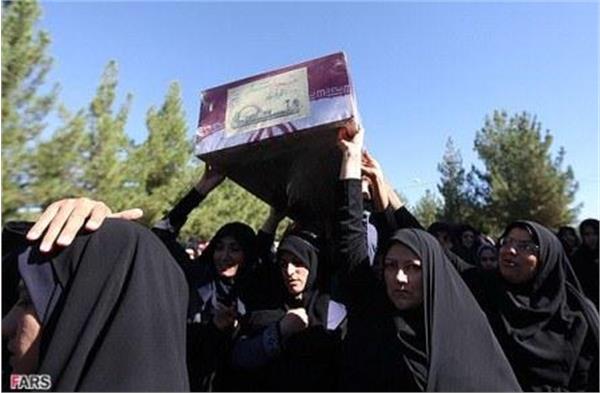 تشییع و خاکسپاری شهدای گمنام در شهرستان کوهپایه اصفهان