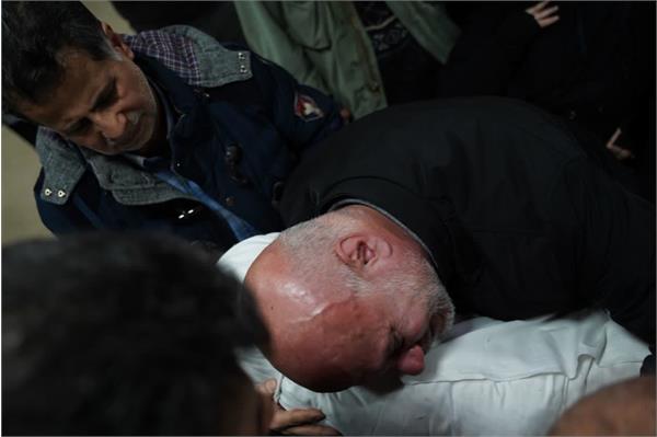 وداع با پیکر مطهر بسیجی تازه تفحص شده "محمدرضا خانه عنقا" - 8 بهمن 1403 2