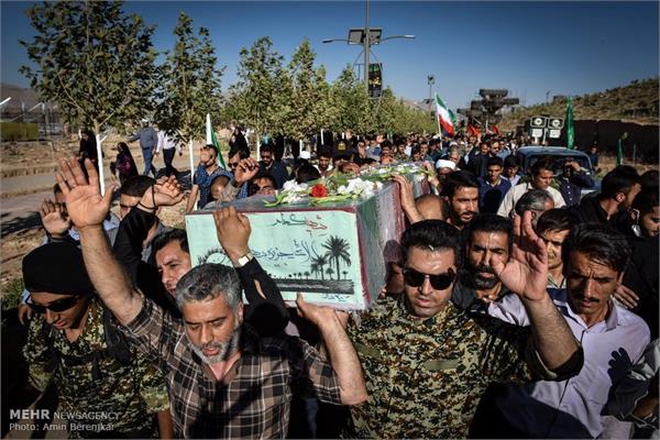 تشییع پیکر شهید گمنام در پارک کوهستانی دراک شیراز 7