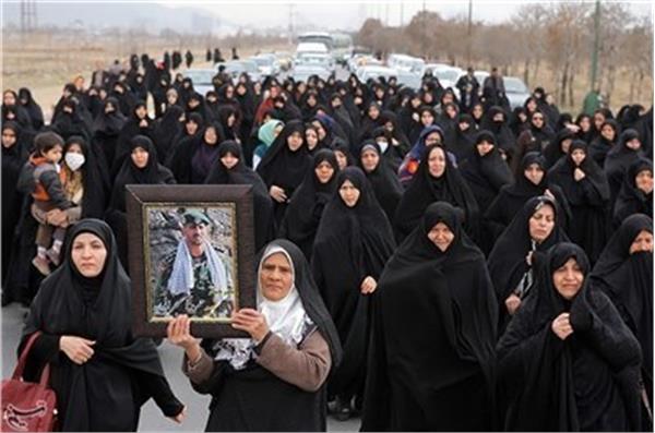 تشییع پیکر شهدای گمنام در اراک