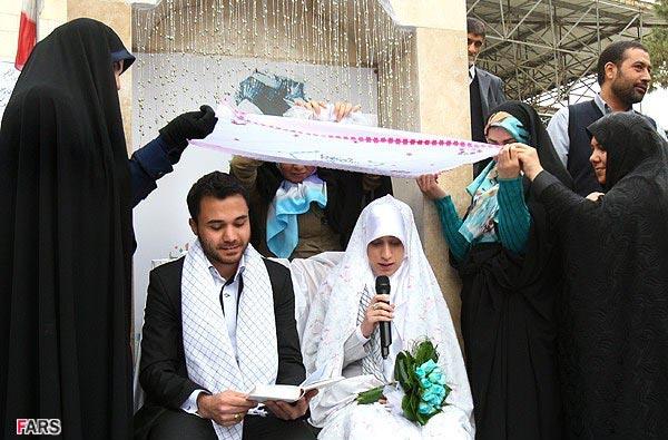 عقد آسمانی در جوار قبور شهدای گمنام