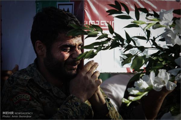 آئین استقبال از پیکر 4 شهید گمنام در شیراز 7
