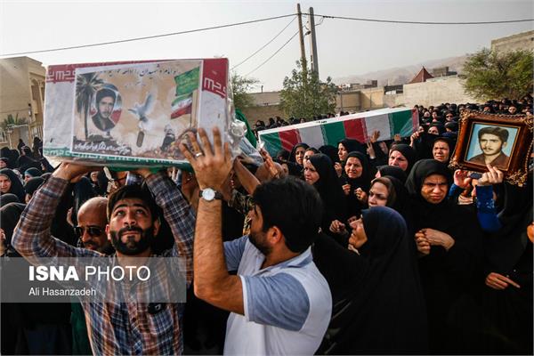 تشییع پیکر مطهر شهیدان قائدی و اسدپور در لامرد - شیراز 7