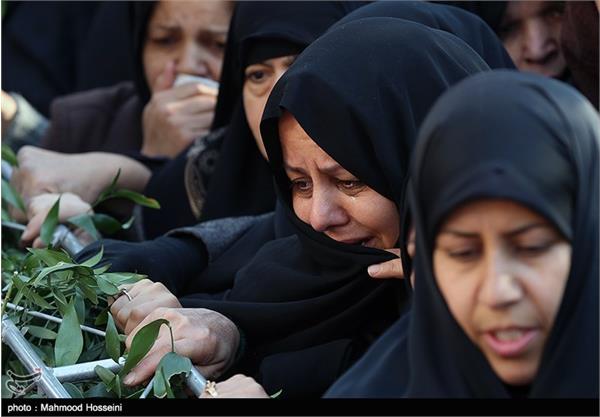 تشییع و تدفین پیکر دو شهید گمنام در شهرک مشیریه 17