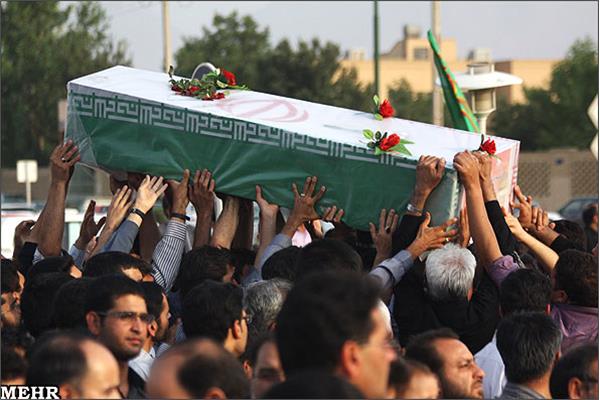تشییع و خاکسپاری شهید گمنام در یزد