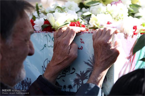 مراسم تشییع و خاکسپاری دو شهید گمنام در محلات 7