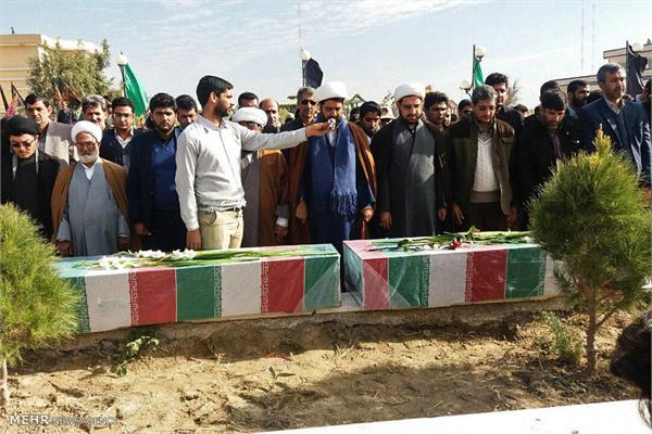 تشییع و تدفین پیکر ۲ شهید گمنام در دانشگاه آزاد اسلامی واحد زابل 9