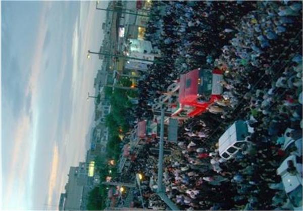 استقبال مردم اراک از کاروان شهدای گمنام