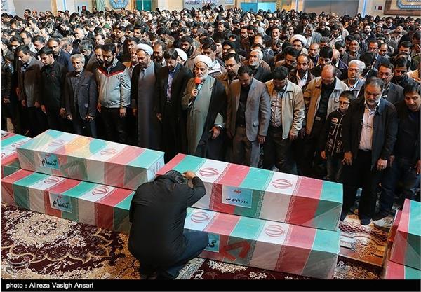 مراسم تشییع پیکر ۱۲ شهید دفاع مقدس - اصفهان 2