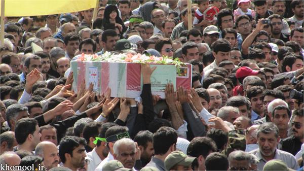 تشییع و خاکسپاری شهدای گمنام دانشگاه خلیج فارس بوشهر-27/2/89