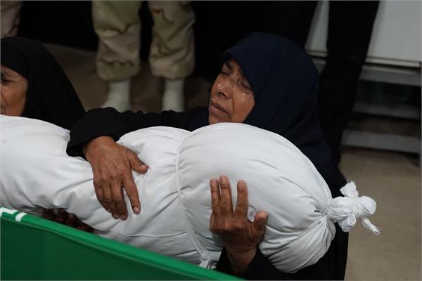 وداع با پیکر ۹ شهید مرزبان تازه تفحص شده در معراج شهدا - 4 بهمن 1403 6