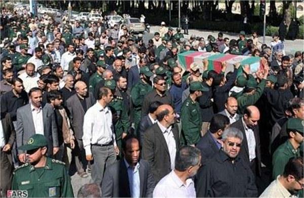 تشییع و خاکسپاری شهدای دفاع مقدس در اصفهان