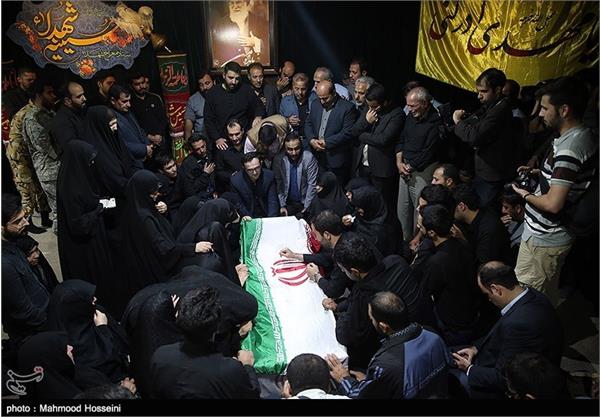 حضور خانواده سردار شهید حسین همدانی در معراج شهدا 7