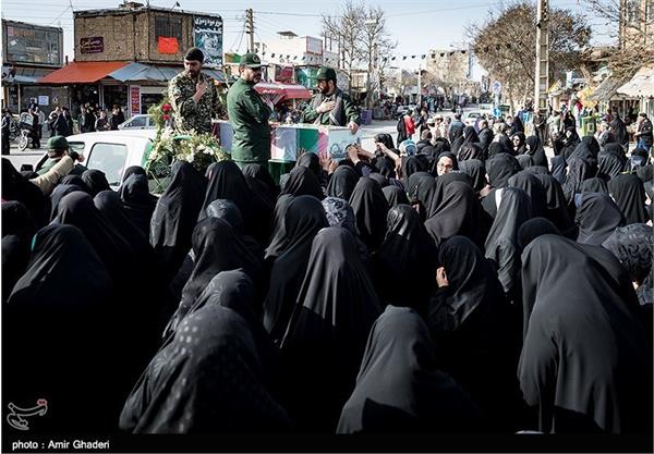 تشییع شهدای گمنام در خمین 14