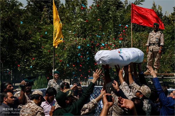 تشییع پیکر شهید گمنام در ستاد یگان صابرین سپاه 17