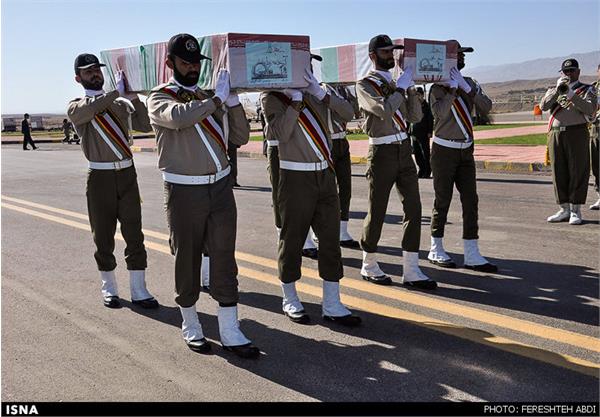 ورود شهدای گمنام به شهر بیرجند 6