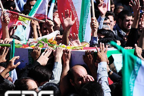 تشییع و خاکسپاری شهدای گمنام بوستان نهج البلاغه تهران-12/7/89