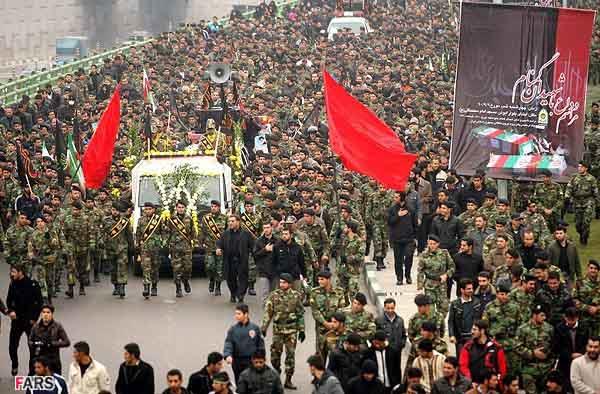 تشییع پیکر شهید گمنام در یگان‌ ویژه پاسداران ناجا