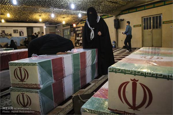 مراسم تشییع و تدفین دو شهید گمنام در اهواز 4