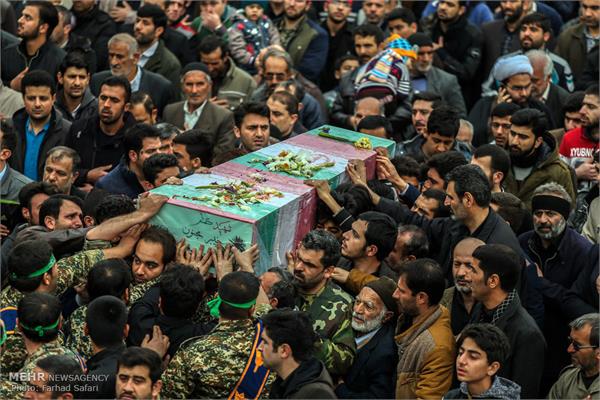 تشیع دو شهید گمنام سال های دفاع مقدس در شریفیه قزوین 7