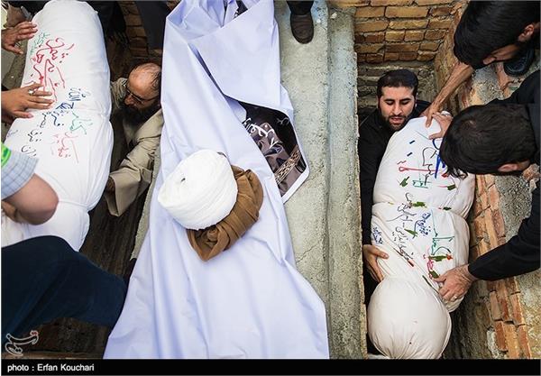 مراسم تشییع و خاکسپاری دو شهید گمنام در شهرک قائم تهران 14