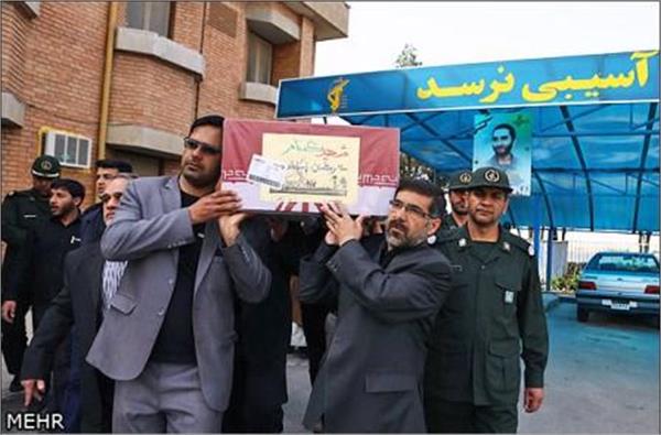 تشییع و خاکسپاری شهدای گمنام در اردکان یزد