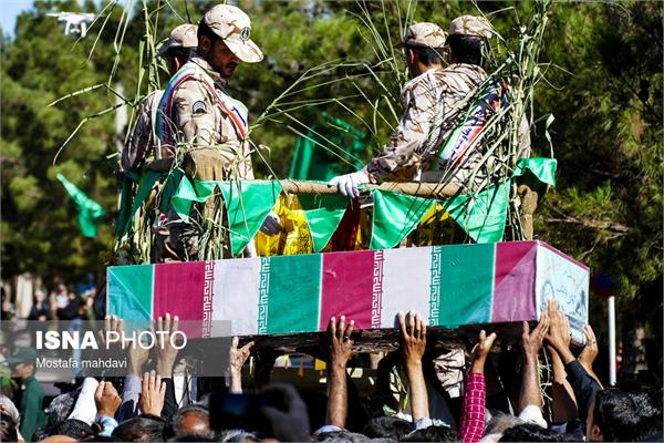 تشییع پیکر شهدای گمنام در میانراهان و گناباد و نیشابور 17