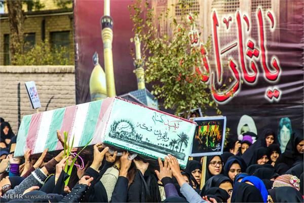 مراسم تشییع سه شهید گمنام در میبد یزد 3