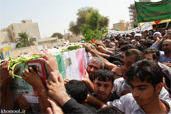 تشییع و خاکسپاری شهدای گمنام دانشگاه خلیج فارس بوشهر-27/2/89