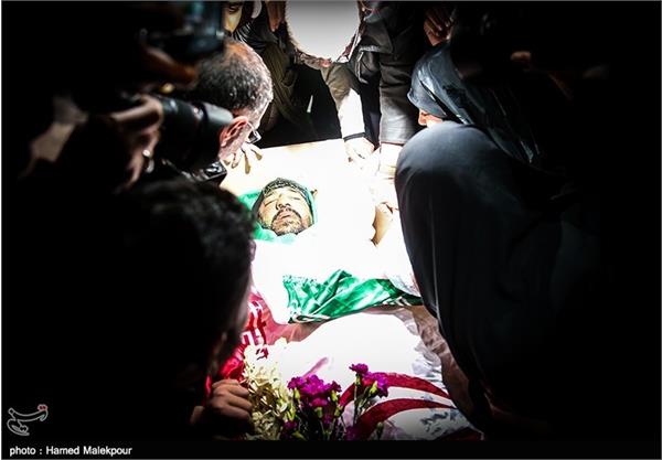 وداع با پیکر شهید مدافع حرم احمد اسماعیلی 2