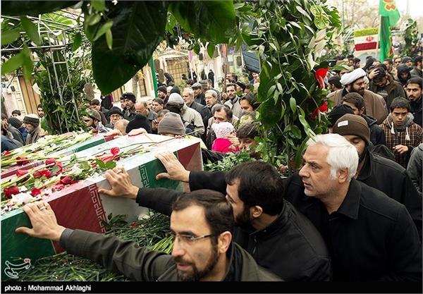 تشییع پیکر ۸ شهید گمنام دفاع مقدس در تهران  7