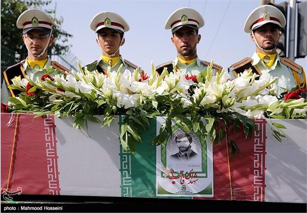 تشییع پیکر شهید تازه تفحص شده علی طالب زاده 16