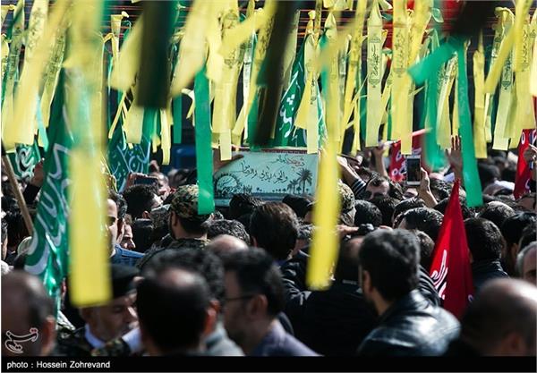 تشییع پیکر دو شهید گمنام در دانشگاه علوم پزشکی بقیه الله 19