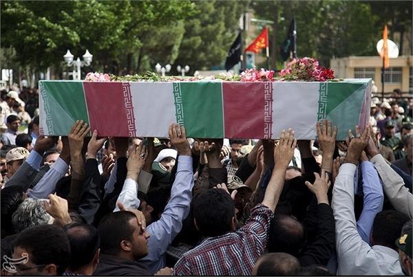 تشییع و خاکسپاری شهید گمنام در کرمانشاه 2