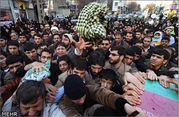 تشییع پیکر شهید دفاع مقدس محمود مهاجر