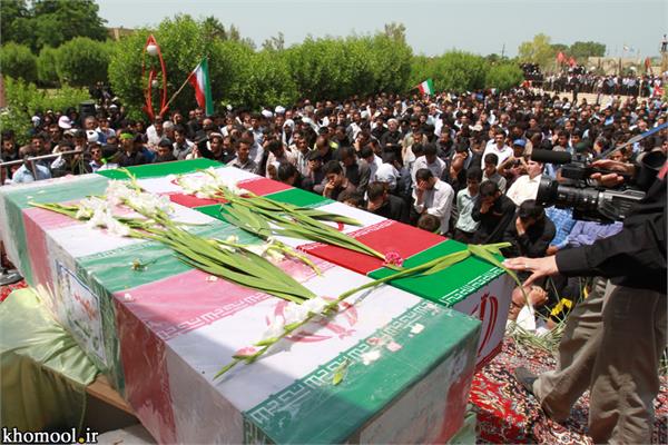 تشییع و خاکسپاری شهدای گمنام دانشگاه خلیج فارس بوشهر-27/2/89