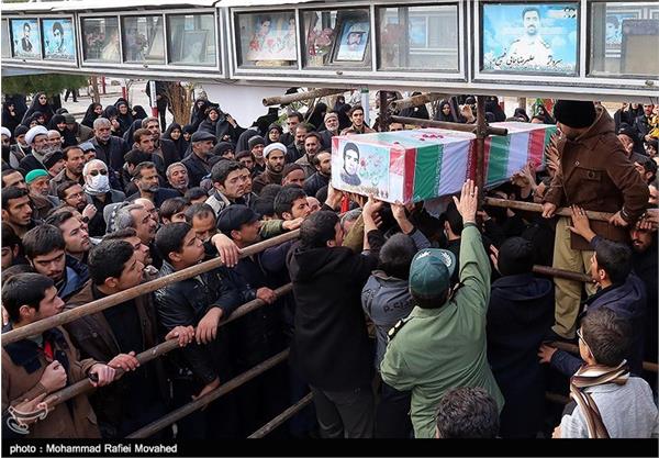 تشییع پیکر شهید محسن مسعودی در قم 3