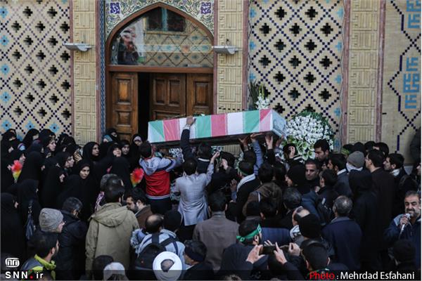 تشییع و تدفین شهید گمنام در کوی دانشگاه تهران 12