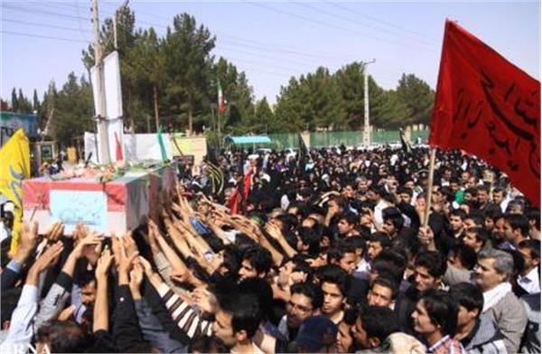 تشییع و خاکسپاری شهیدگمنام در دانشگاه علوم پزشکی کرمان