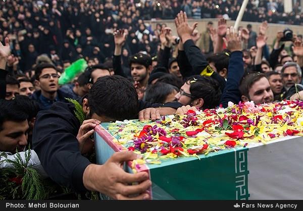 تشییع پیکر شهید گمنام در دانشگاه آزاد تهران شمال 3