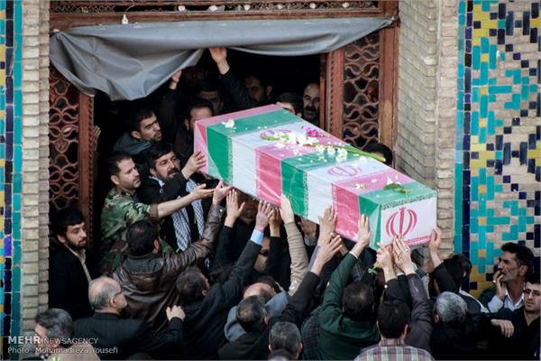 تشییع پیکر شهدای هشت سال دفاع مقدس در قزوین 10