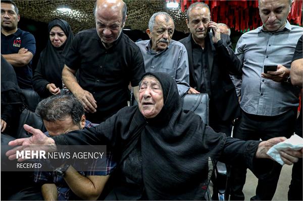 وداع با پیکر مطهر شهید تازه شناسایی شده سید محسن غریبیان - 29 مرداد 1403 6